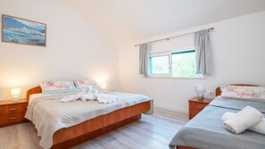 2 Schlafzimmer, Bügeleisen/Bügelbrett, kostenloses WLAN, Bettwäsche