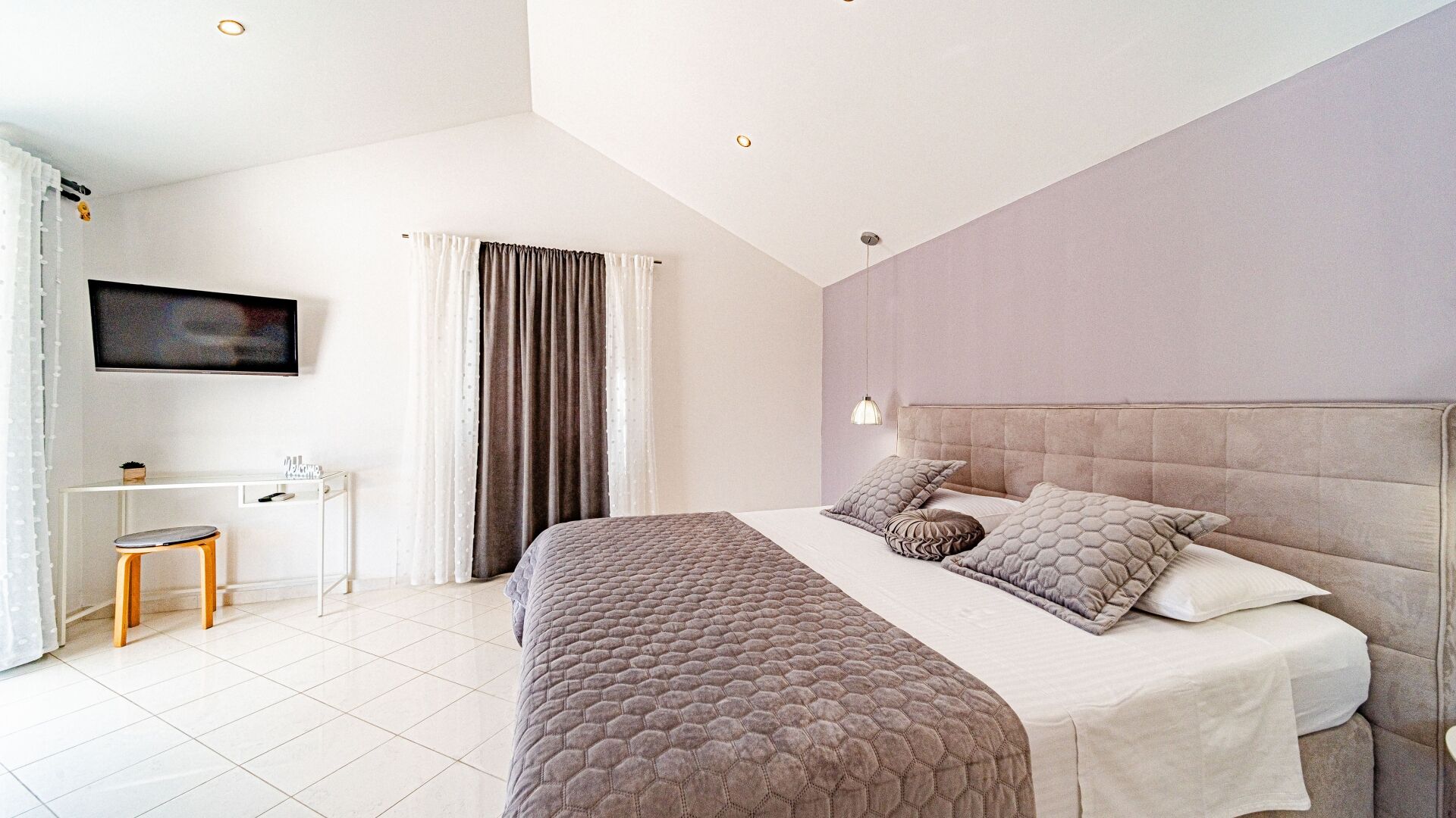 3 soverom, strykejern/-brett, wi-fi (inkludert) og sengetøy