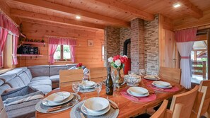 Dining - Villa Nina by Villas Guide (Ludbreg)