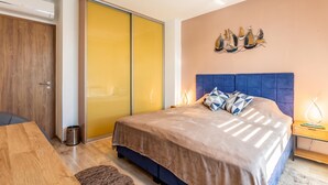 Familie appartement, 2 slaapkamers, balkon, aan het meer (Sunset Resort 409 With Pool) | 2 slaapkamers