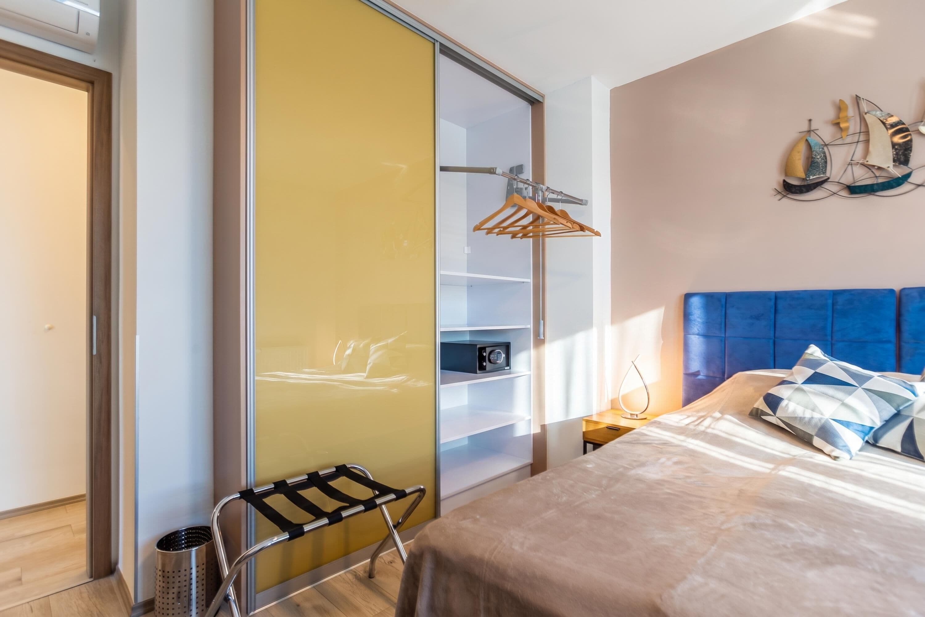 Family Apartment, 2 Bedrooms, Balcony, Lakeside (Sunset Resort 409 With Pool) | 2 bedrooms
