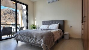 2 bedrooms, WiFi, bed sheets