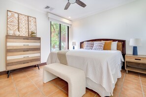 3 chambres, fer et planche à repasser, Wi-Fi, draps fournis