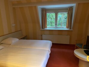 1 makuuhuone, silitysrauta/-lauta, ilmainen Wi-Fi, vuodevaatteet