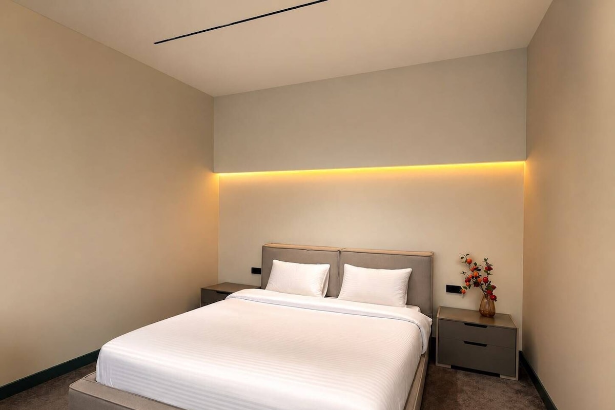 Deluxe Double Room | Premium bedding, down comforters, in-room safe, desk