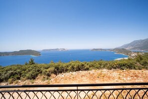 Basic Apartment, Balcony, Sea View