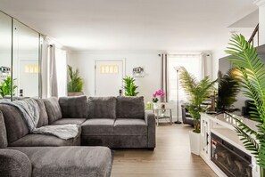 Televisor intel·ligent i llar de foc 