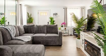 ComfiNook Retreat- 3BR Near PHL Airport + Parking + WiFi + AC