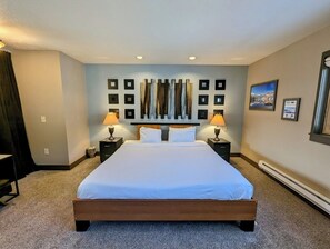 Exterior - Quicksilver 1671 (Keystone)