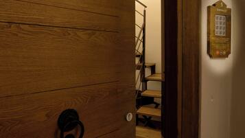 Superior Room | Premium bedding, pillow-top beds, minibar, in-room safe