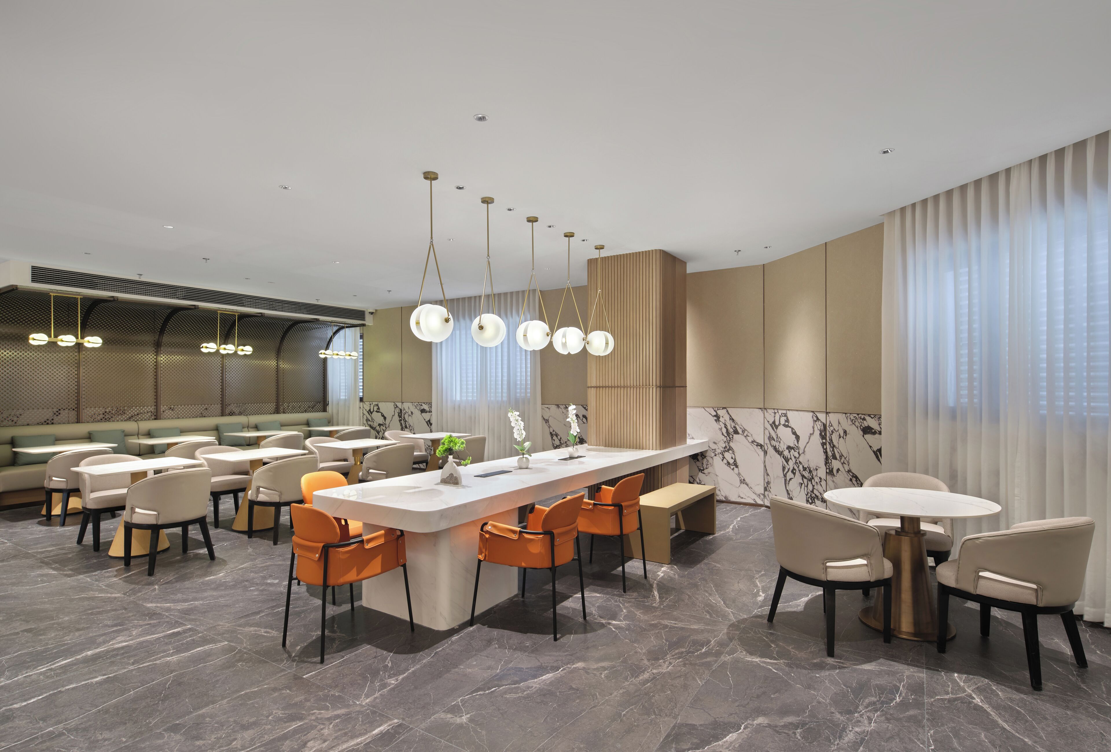 Petit déjeuner en libre-service (49 CNY par personne)