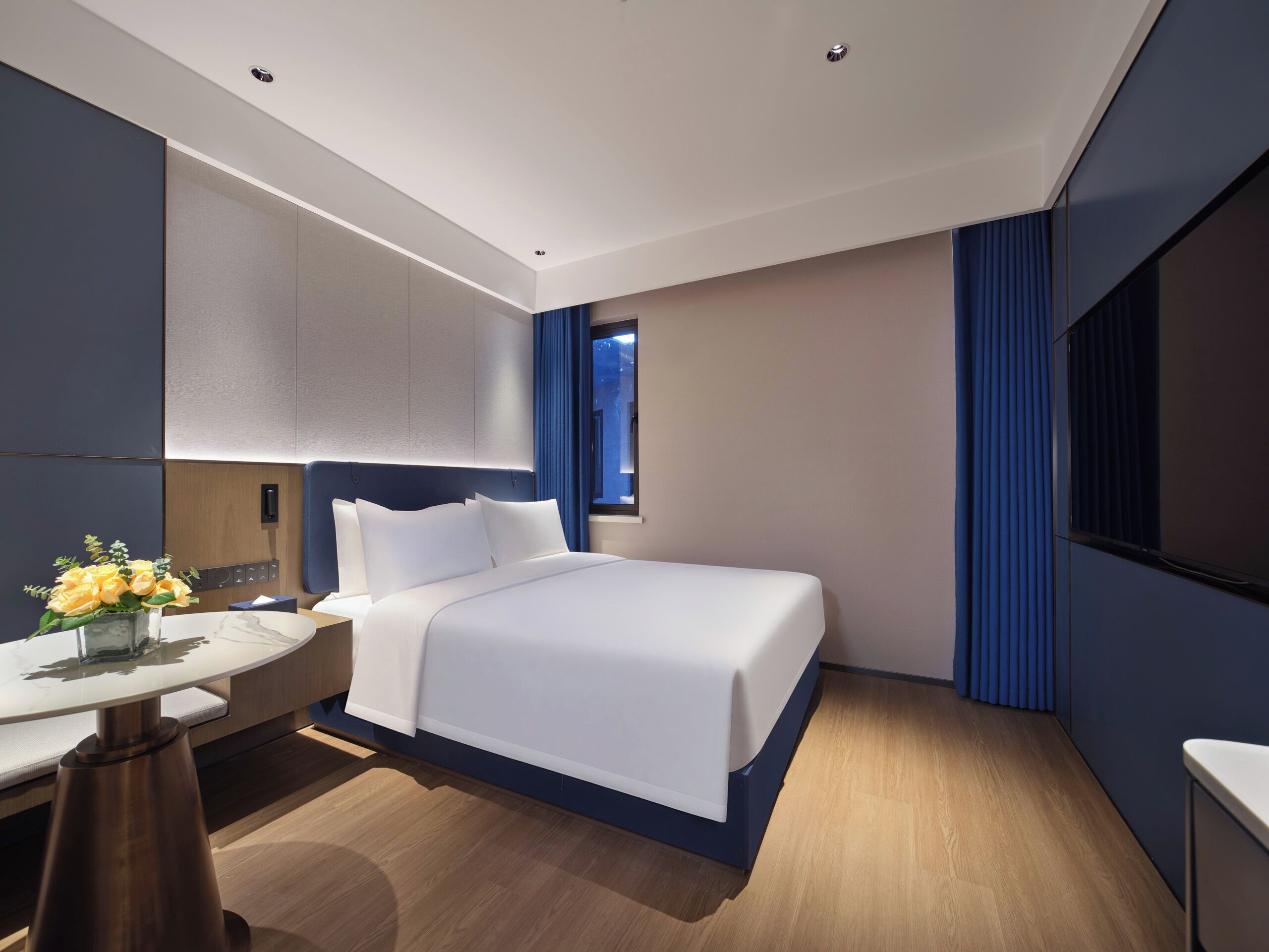 Fashion Queen Room With Internal window | View from room