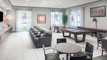 Spielezimmer