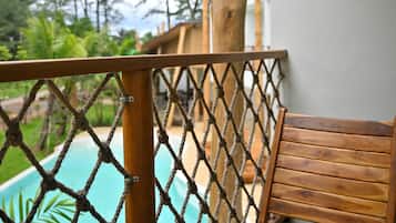 Quarto casal ou duplo, vista para o jardim | Vista da sacada