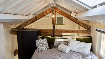 2 camere, ferro/asse da stiro, Wi-Fi gratuito