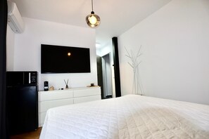 Deluxe Apartment, Garden View