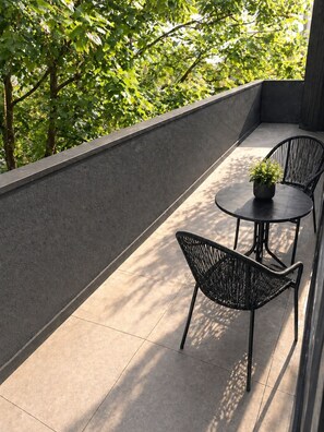 Deluxe Double Room, Balcony, City View | Balcony