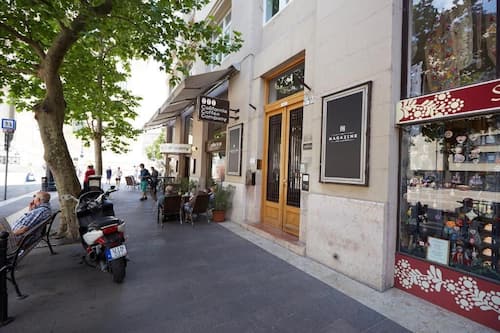 Façade de lâhĂ©bergement