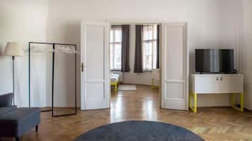 Superior Apartment | In-room safe, free WiFi, bed sheets