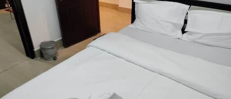 Wifi gratis y ropa de cama