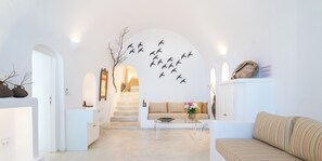 Vila Deluks, patio, pemandangan laut | Interior