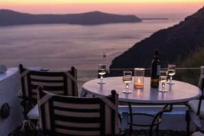 Vila Deluks, patio, pemandangan laut | Tempat makan outdoor