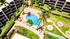 من حمّامات السباحة المغطاة، حمّام سباحة مُدفَّأ