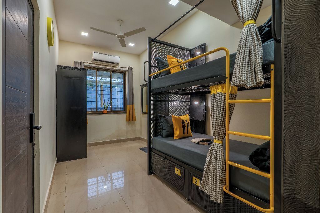 Bed in 4 Bed Mixed Dormitory