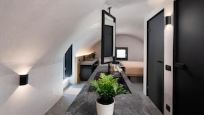 Dome Suite with Hot Tub and Sea View | リビング エリア