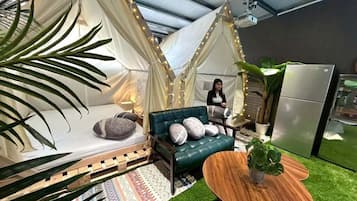 Children's theme room