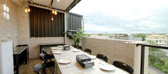 มูน เฮาส์