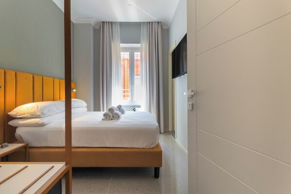 In-room safe, free cribs/infant beds, free WiFi, bed sheets - Velia Relais (Rome)