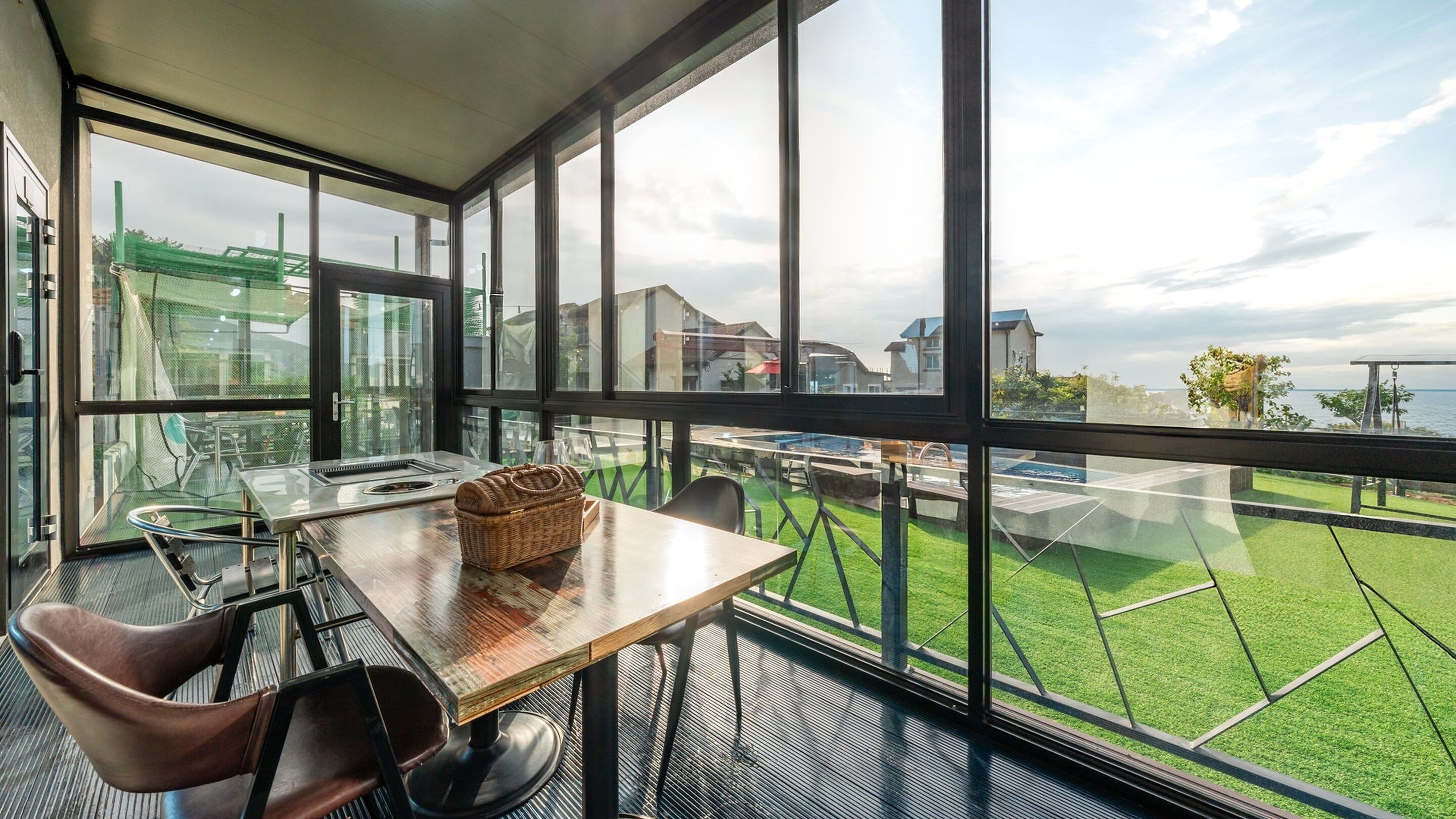 Basic Room, 1 Bedroom (Room 101 (Ocean View / BBQ)) | 1 bedroom, free WiFi