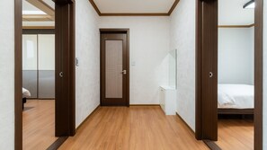 Basic Room, 4 Bedrooms (Private House B(Ocean View / BBQ))