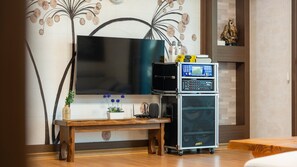 Basic Room, 4 Bedrooms (Private House B(Ocean View / BBQ))