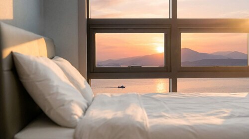Jigeum Yeosu Ocean View Pension