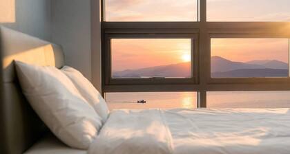 Jigeum Yeosu Ocean View Pension