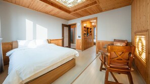 1 bedroom, free WiFi - Jigeum Yeosu Ocean View Pension (Yeosu)
