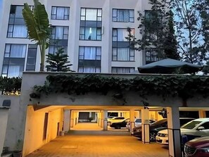 Apartamento, 1 quarto, para fumantes, varanda | Fachada