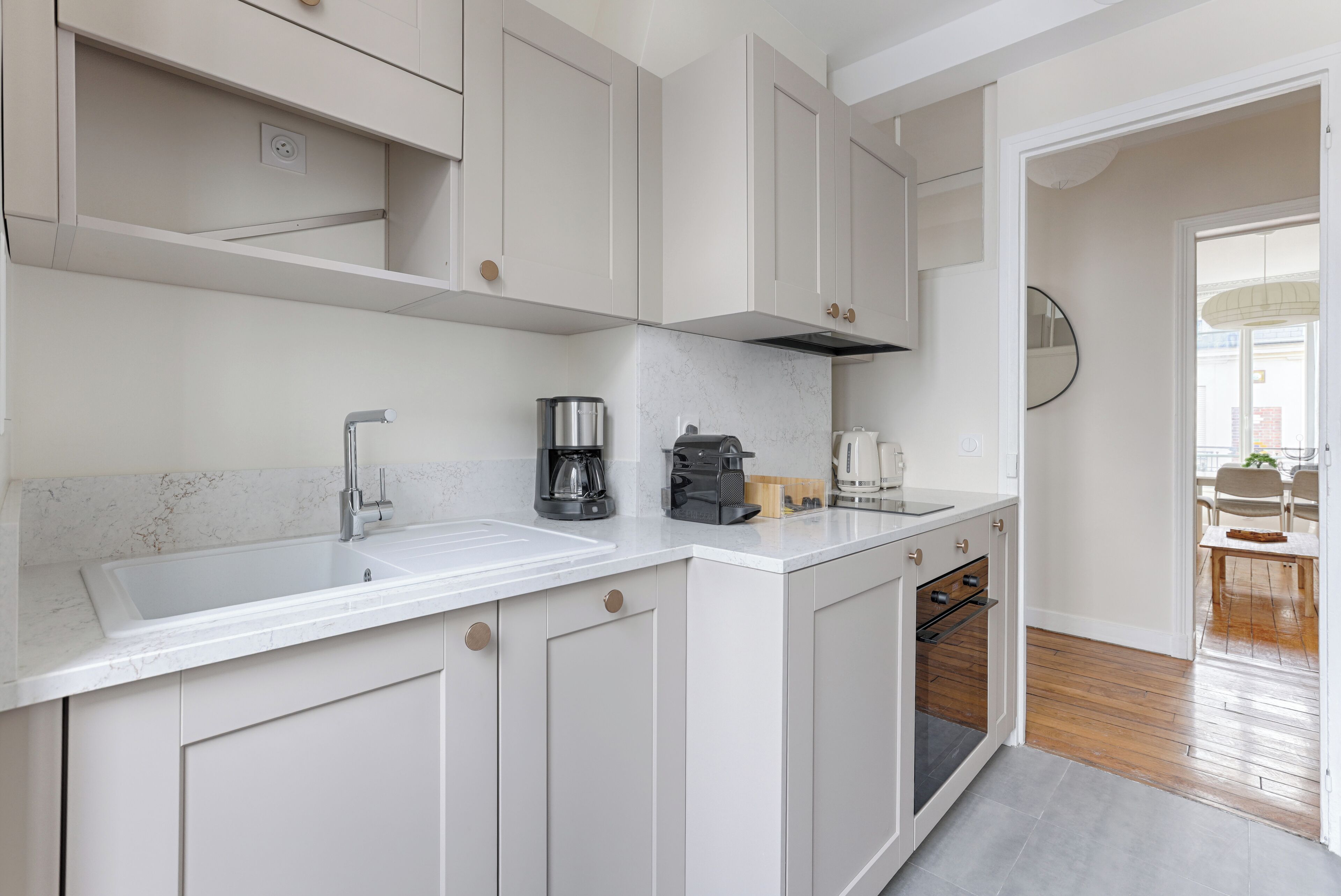 Peony Apartment | Private kitchen | Fridge, microwave, oven, stovetop