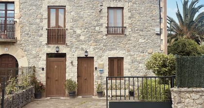 Casa Gomez 2032 Apartment with Garden