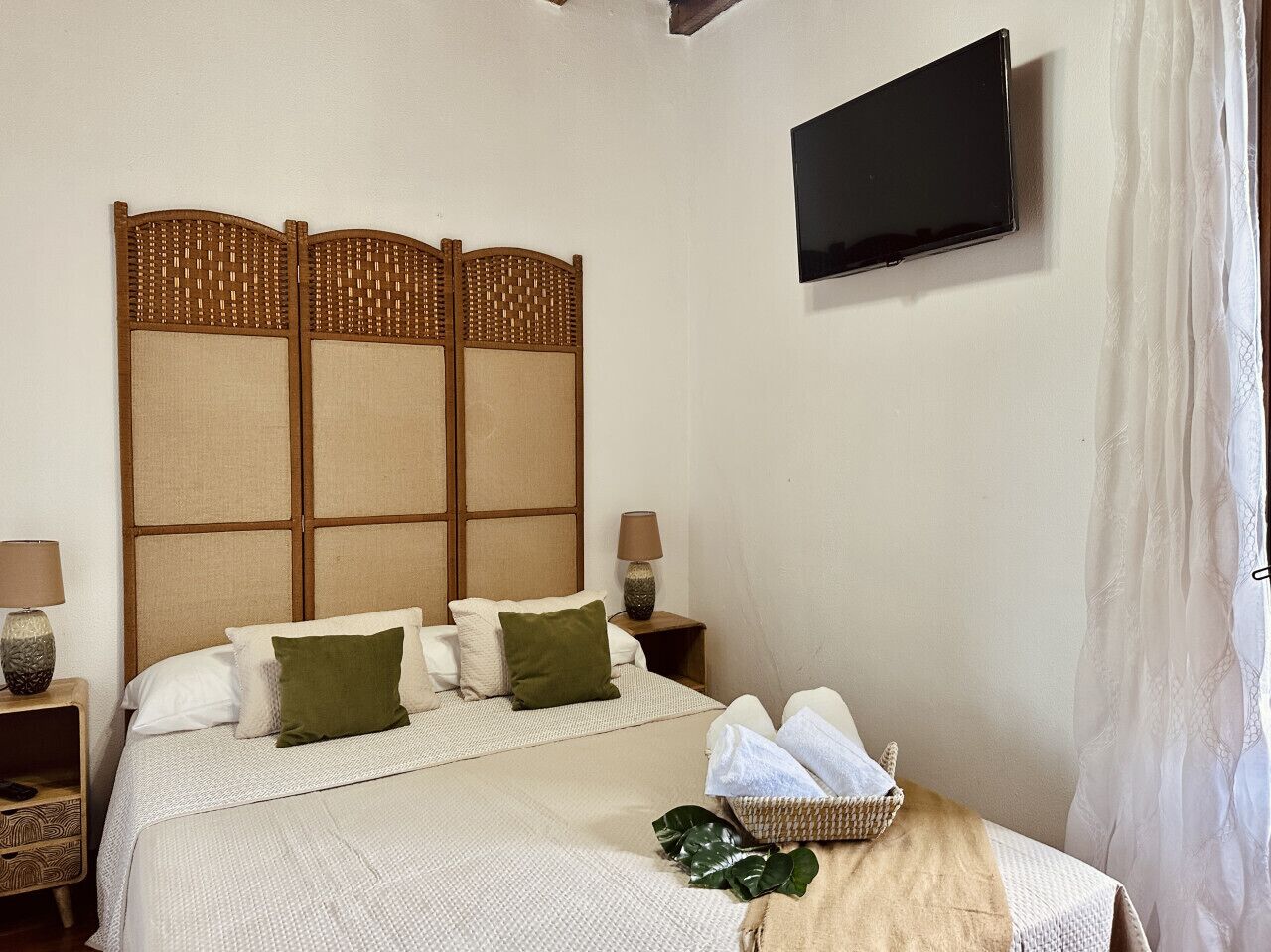 3 dormitorios, tabla de planchar con plancha, wifi y ropa de cama