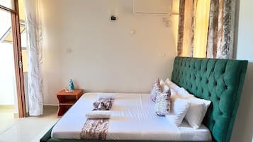 1 bedroom, iron/ironing board, WiFi, bed sheets