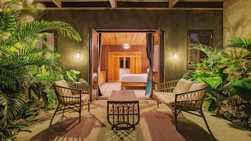 Deluxe Villa | Terrace/patio