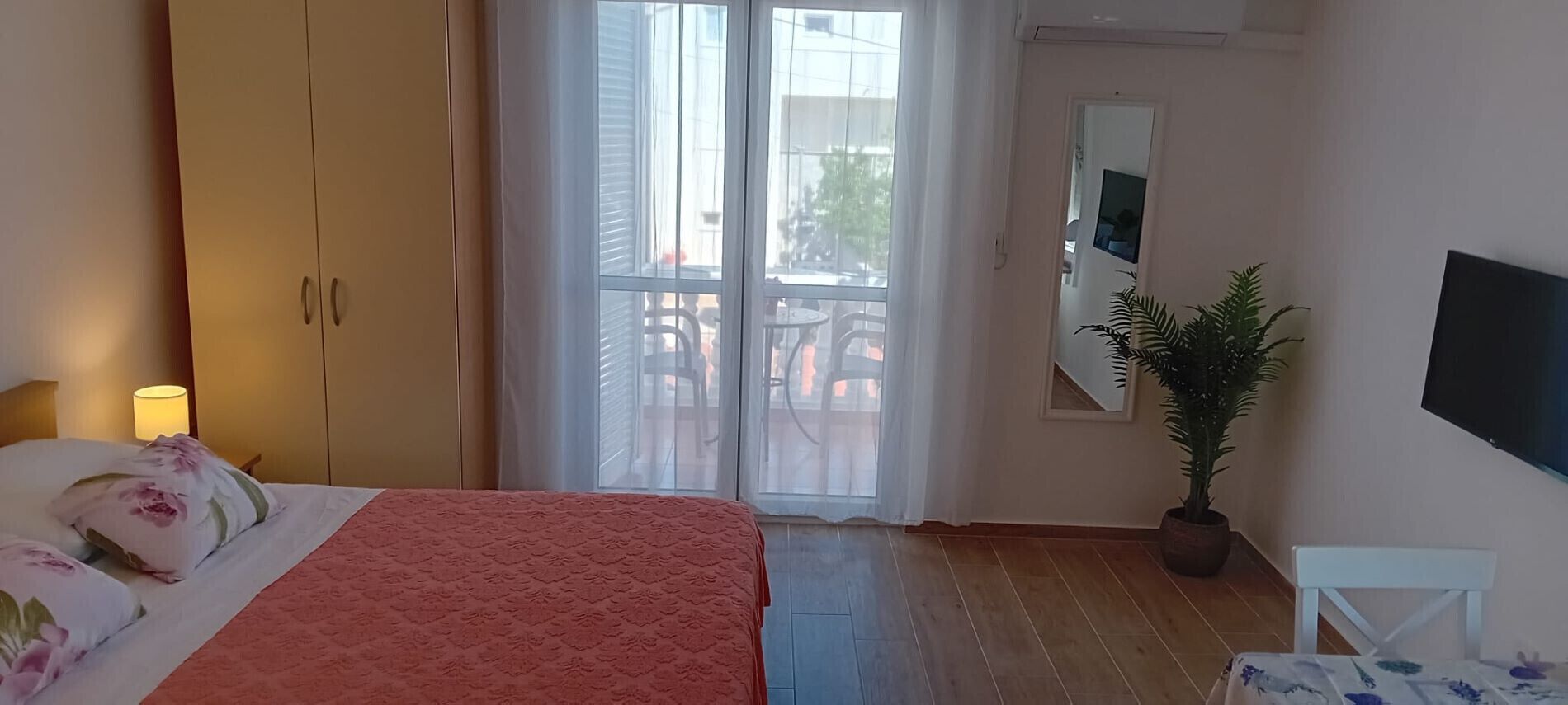 Strykejern/-brett, wi-fi (inkludert) og sengetøy