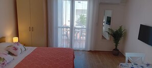 熨斗/熨衣板、免费 WiFi、床单