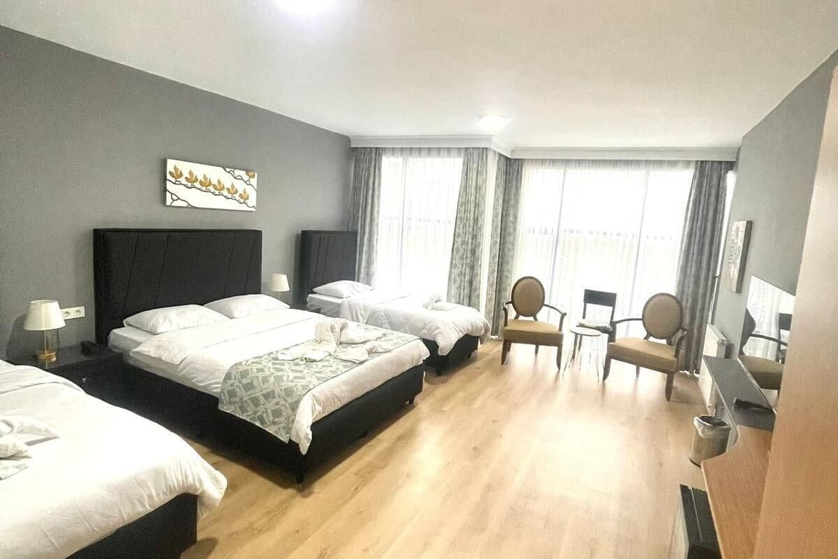 Chambre Familiale | Wi-Fi gratuit