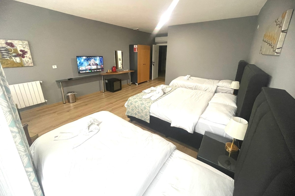 Kamar Quadruple Keluarga | Wi-Fi gratis