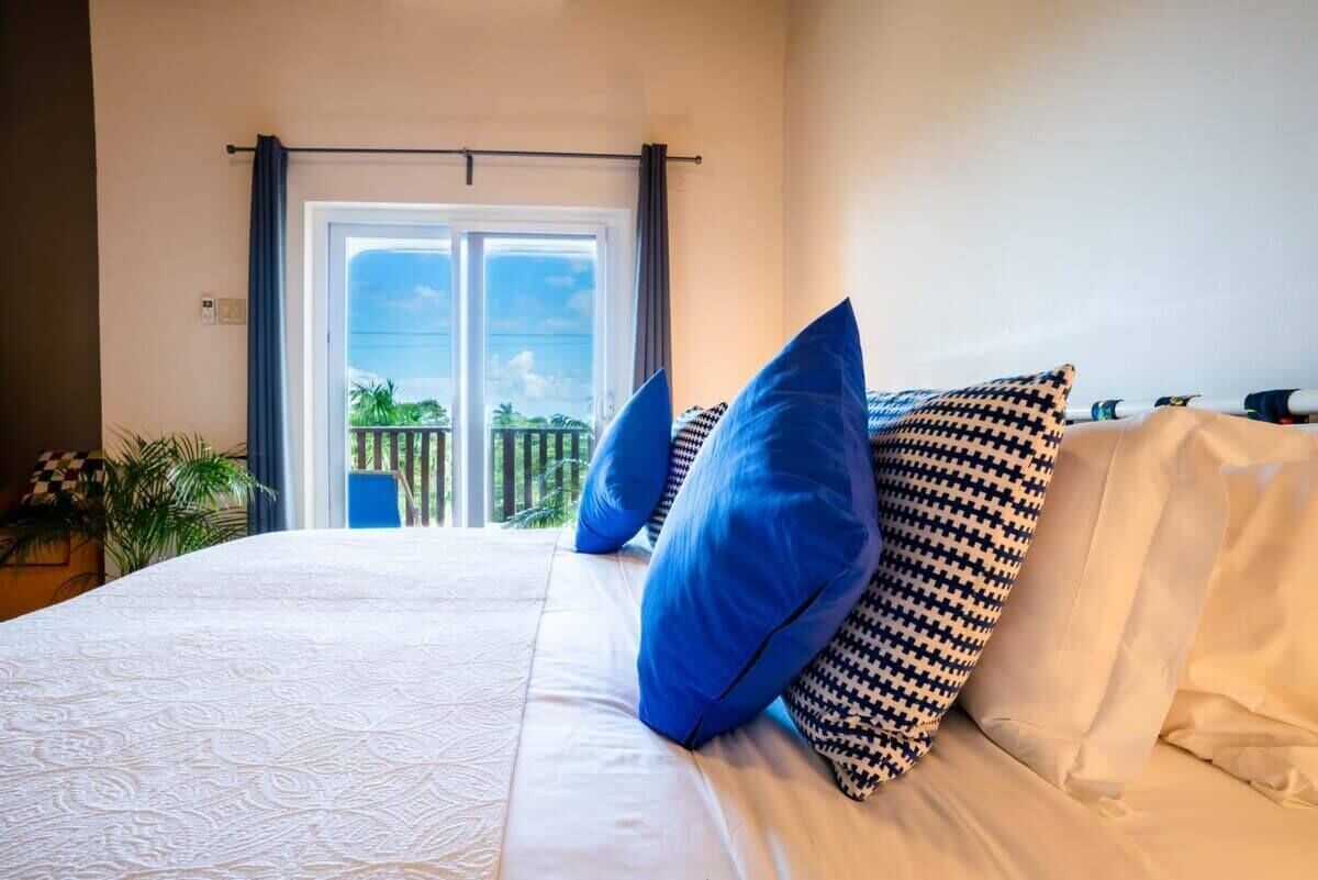 Blackout curtains, iron/ironing board, free WiFi