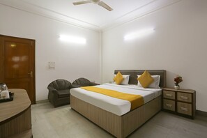 Deluxe Double Room | Free WiFi